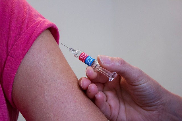 szczepienie na grypę - czy warto wykonywać?