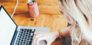 Wyścigi na różnych torach