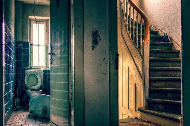 WNĘTRZA POKOI HOTELOWYCH