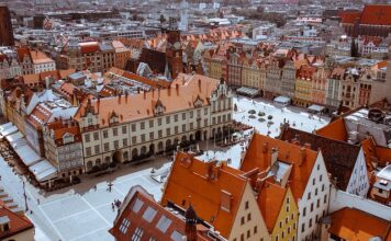 Ile kosztuje zabudowa kampera? Ile kosztuje zabudowa kampera?
