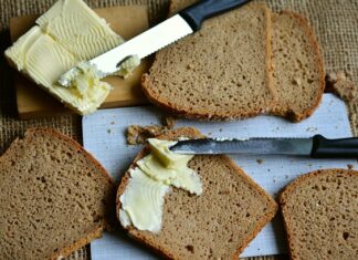 Czym smarować mechanizm wycieraczek? Czym smarować mechanizm wycieraczek?